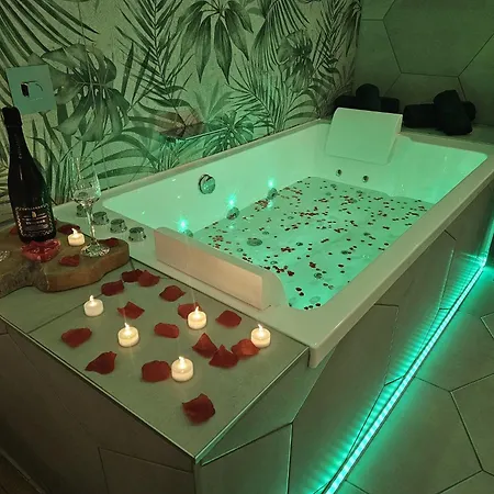 Romantique Tropicale דירה *