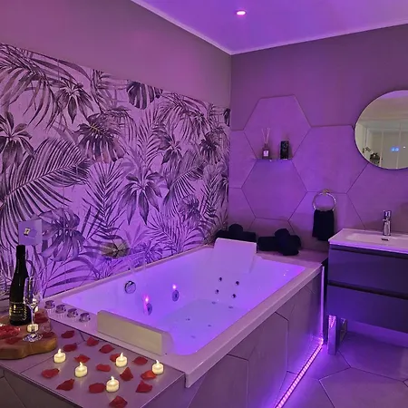 Romantique Tropicale דירה